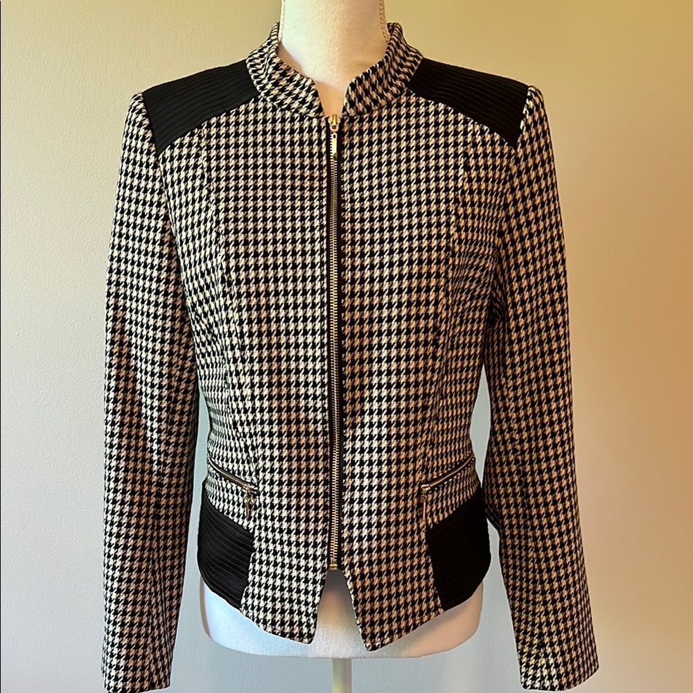 White House Black Market Black. Tan and White Houndstooth Blazer